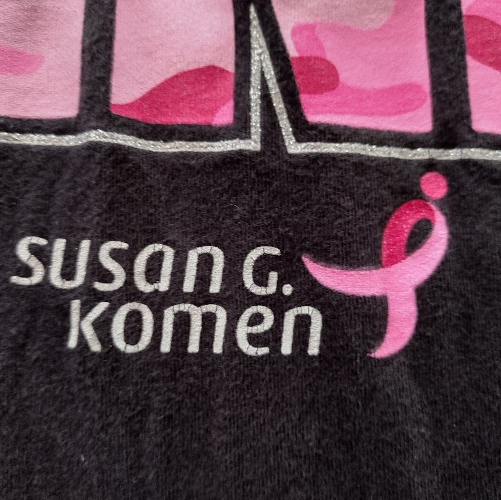 "SOLD 🪖 in PINK" Susan G Komen T-shirt - Picture 10 of 13